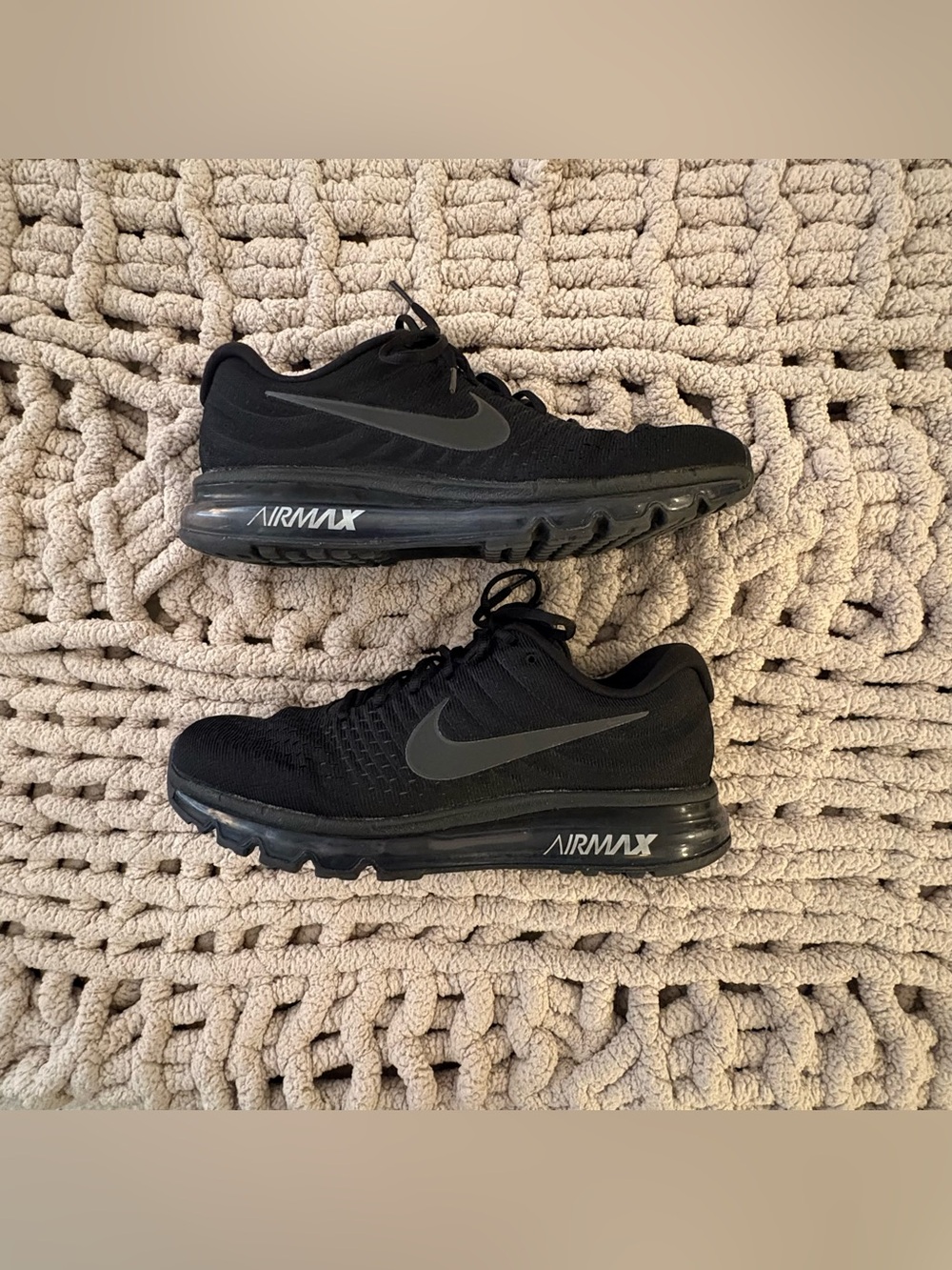 Nike Men’s Air Max Sneakers - Black